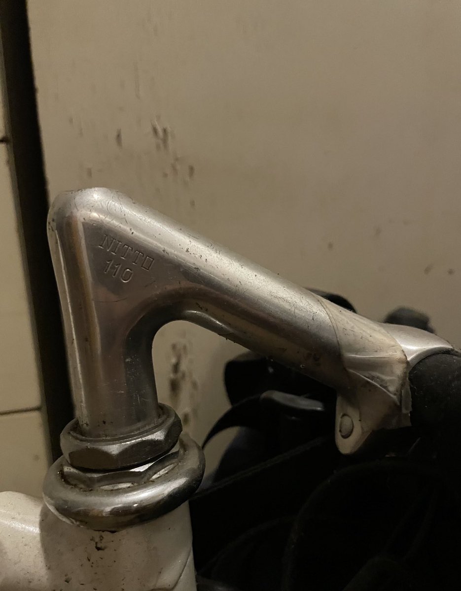 BerjualanS's tweet photo. @crmoson #fnfjb stem nitto jaguar 110 njs 500rb aja, kondisi ok cuma kotor, lokasi jakarta selatan, 0817728949 https://t.co/L3692S2Z0s