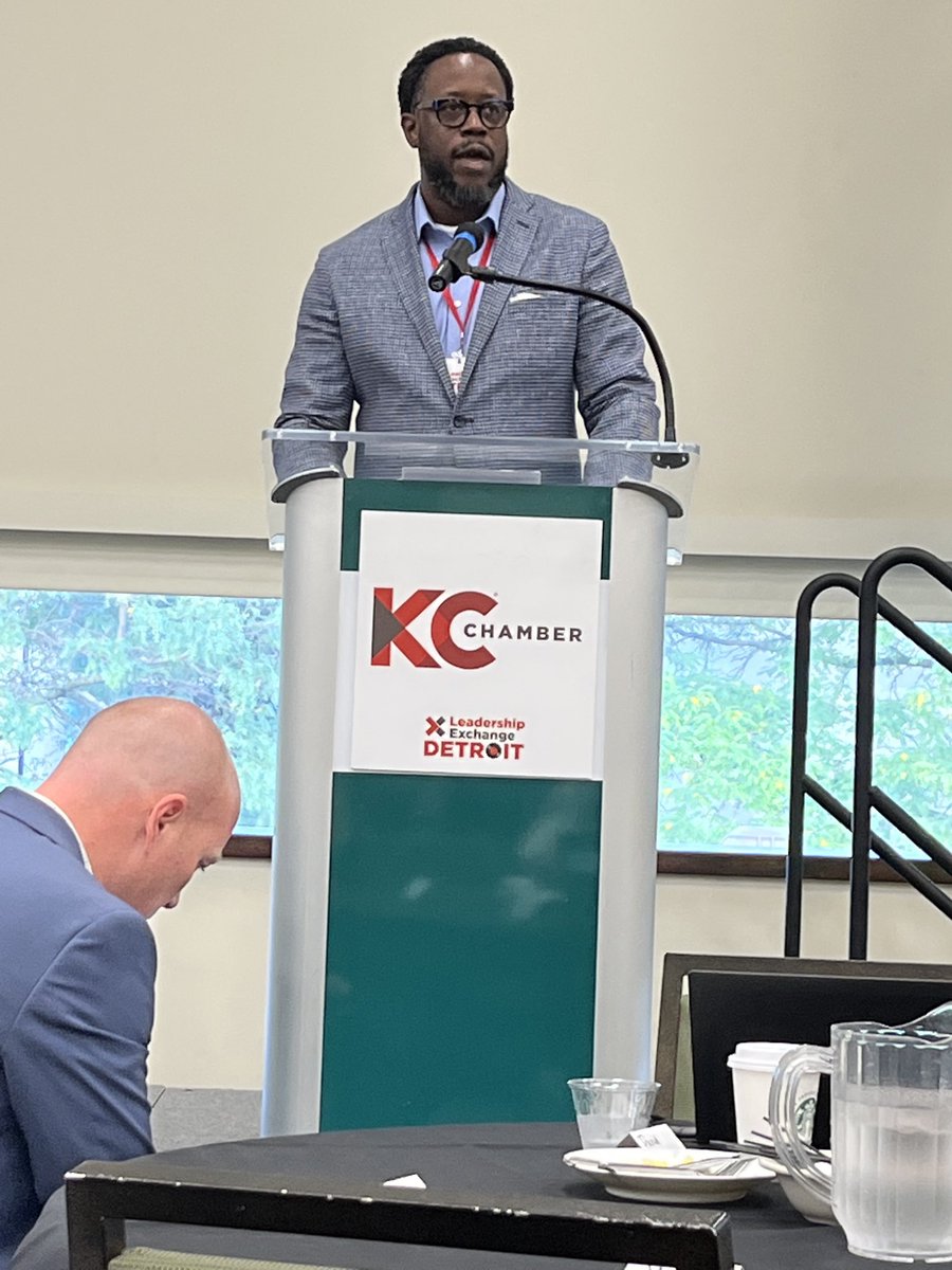 Great to have Dred Scott as President of the KC Civic Council. Looking forward to doing much for our region together. ⁦<a href="/kcchamber/">KC Chamber</a>⁩ ⁦<a href="/ithinkKC/">KCADC</a>⁩ #KC2Detroit