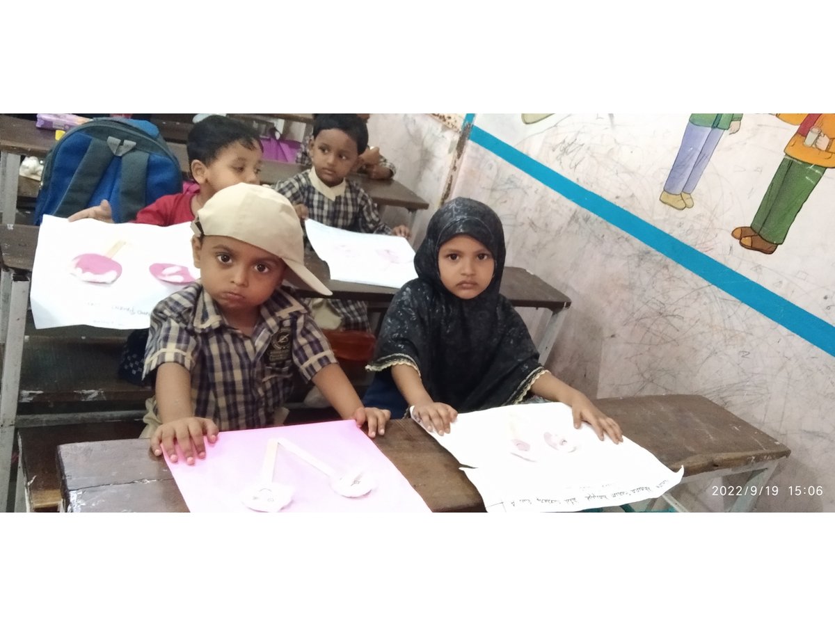 ALUMMAH9's tweet photo. Grand Parents day Activity in Al-Ummah English School, one of the best School in Govandi, Mumbai in terms of Education.
@SOM_Foundation 
@Citizensforair @mdaube https://t.co/26v4OUJppF