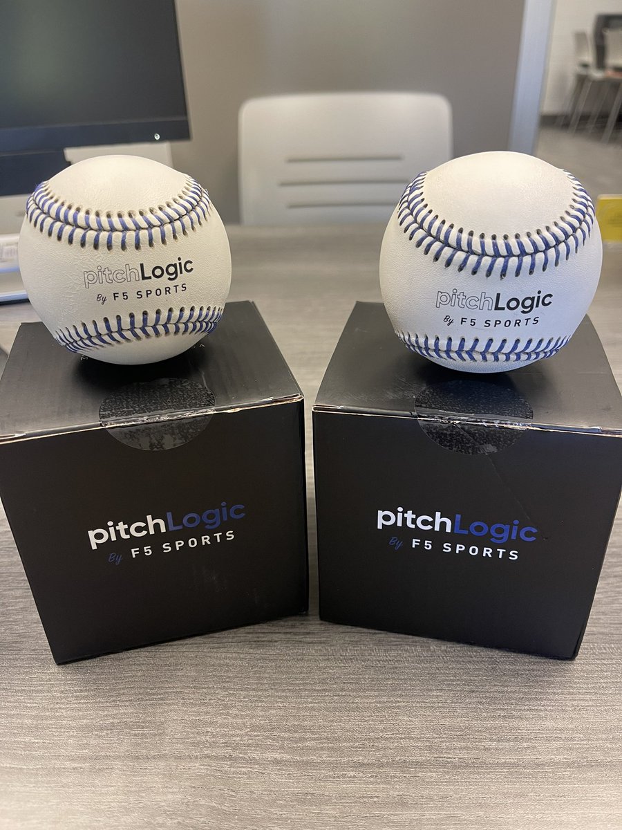 Nic_Love6's tweet photo. More tools for our pitchers arrived today! Excited to implement these for the development of our arms. #DevelopWithUs #ForwardTrojans https://t.co/FlKKybNjgv