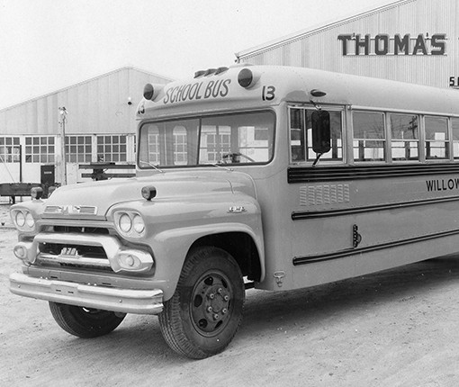 ThomasBuiltBus's tweet photo. Does anyone know what Thomas Built Buses was called before we changed our name in 1972?
#KnowYourHistory #ThomasBuilt #Trivia #TestYourKnowledge https://t.co/XpvKXYLR0U
