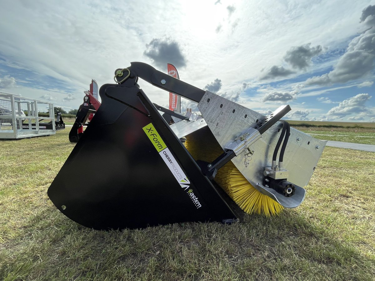 CherryProducts's tweet photo. #APFExhibition  Thursday - Saturday 22-24th Sept. Come along to the biggest Foresty event in 🇬🇧 

We will be exhibiting the latest Foster Sales Company Ltd scrub cutters and rotary slashers. We also have the market leading #Xform #Telehandler #Attachments to view. Stand F17 https://t.co/AKWCiu5tNf