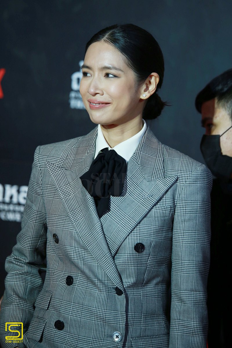 ญาญ่า - โดนัท ร่วมเดินพรมแดงในงานรอบปฐมทัศน์เปิดตัวลิมิเด็ดซีรีส์เรื่องใหม่บน Netflix "ถ้ำหลวง: ภารกิจแห่งความหวัง (Thai Cave Rescue)" 

#ญาญ่า #urassayas #โดนัทมนัสนันท์ #ThaiCaveRescueNetflix #NetflixTH