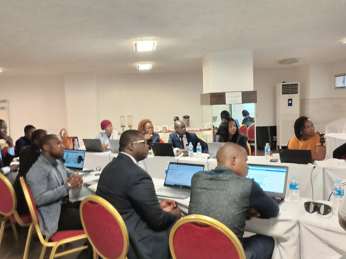 RuthDickson123's tweet photo. Workshop in the use of the Online Grants Management System under the SGCI Research Management project. AAU in collaboration with UNCST and FONRID providing support to FONSTI in Côte d'Ivoire @UNCST_Uganda @SGCIAfrica @NodumoDhlamini @Asewe29 @AAU_67 @Mkolynz @IDRC_CRDI https://t.co/I1kdHnHJt1