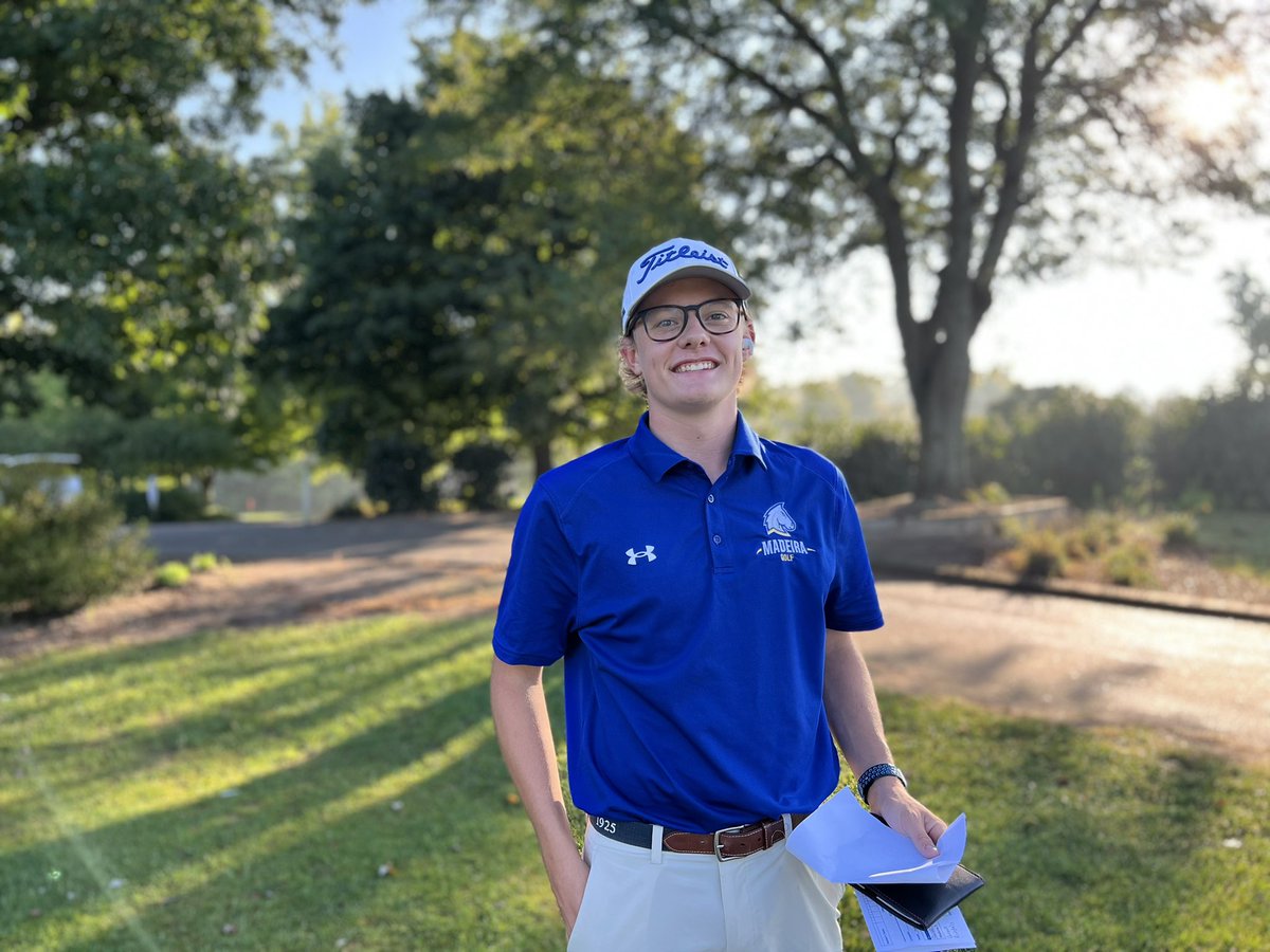 KenjiMatsudo's tweet photo. Senior Grant Rindels getting ready to swing easy, hit hard at CHL Championships!  Go Grant! Go Madeira! @MadeiraGolfTeam https://t.co/VxjJ3ZRYuK
