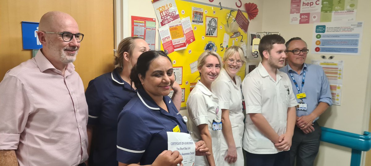 A big congratulations to Short Stay Unit for winning the best display award for their Sepsis 6 board and nominating a Sepsis champion. <a href="/BlackpoolHosp/">NHS Blackpool Teaching Hospitals 💙🌈</a> <a href="/CliftonHospital/">NHS Clifton Hospital, Lytham St Annes</a> <a href="/BTHIMPF/">BTH IMEC Division</a> @BTHQIHub #Sepsis