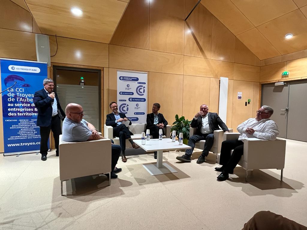 #InTERREactions 
Présence A Boulard, CA10 ; É Peters, Intermarché ; P Vinot, Association des Halles et T Potier, Bonduelle
Table ronde de <a href="/CCITroyes/">CCI Troyes et Aube</a> et <a href="/banquedefrance/">Banque de France</a>
Thème : comment continuer à nourrir avec des produits de qualité en rémunérant au juste prix les producteurs