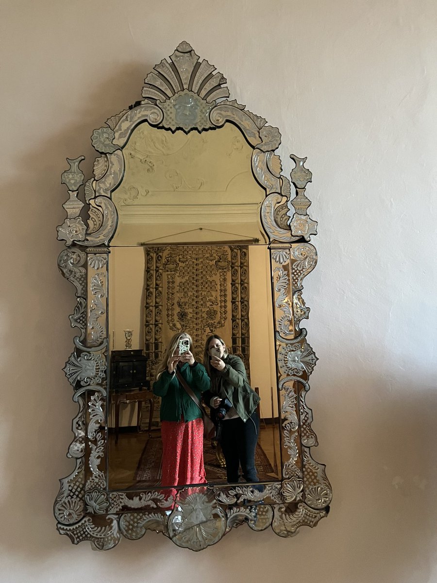 theboutiqueadv's tweet photo. Chateau visiting in South Moravia Czech Republic #southmoravia #traverse22 #visitczech @TraverseEvents @VisitCZ https://t.co/kuv15d9txN