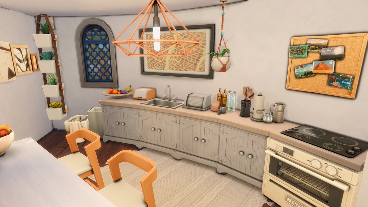 sims4ideas's tweet photo. Kitchens on round walls look dumb. I said what I said 👀 https://t.co/6lx5KJqeEJ