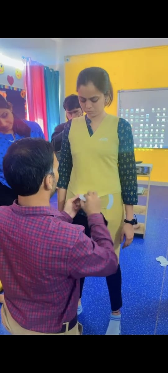 CogniAble_'s tweet photo. #CogniAble #workshop #specialneedschildren #developmentaldisabilities #theratogs #fabrifoam #headpod #physiotherapist #occupationaltherapist #speechtherapist #autism #autismawarenessness #autismmom #autismacceptance #autismfamily #autismlife #autismlove #autismparents #autismo https://t.co/XjqU0rTb2x