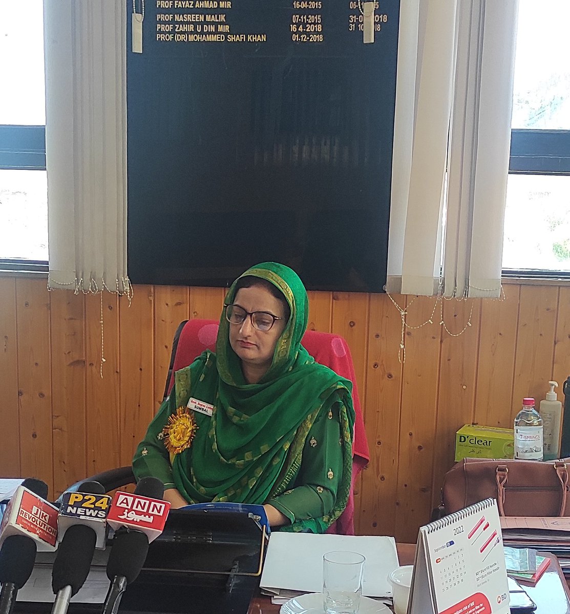 NssSumbal's tweet photo. @NssSumbal organised an extension lecture on " Plastic waste &amp; it's management "today on 20 Sept. The event was chaired byDr. Shabeena I Shwal, attended by faculty, students &amp; Nss Volunteers.@dcbandipora @AadilMahii @OfficeOfLGJandK @_NSSIndia @nsskashmir @ddnewsSrinagar @diprjk https://t.co/rbX0MdIHtw