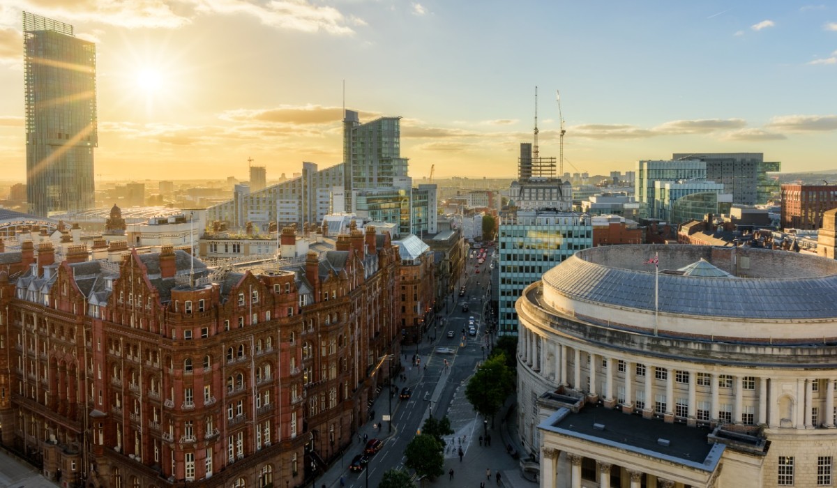 HealthInnovMcr's tweet photo. NEWSLETTER: Read our September edition of #TheSystemLeader newsletter with top stories:
โ๏ธ Breast cancer resources support patient pathway
โ๏ธ Enhanced sickle cell disease service
โ๏ธ CRN GM Research Festival
๐ https://t.co/z4q4mqQe0S #weareHInM https://t.co/Hw3di3HXr8