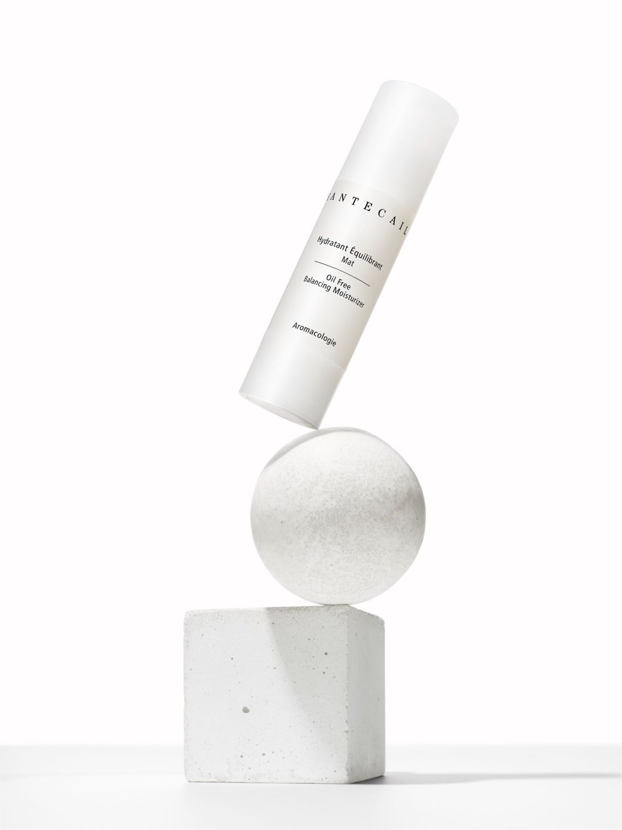 Oil Free Balancing Moisturizer leaves skin hydrated, fresh, and lightly mattified — just what your skin needs (and wants!) this fall. The formula was created using intelligent botanical ingredients new to the market. bit.ly/3UescPY
 
94% from Natural Origin
