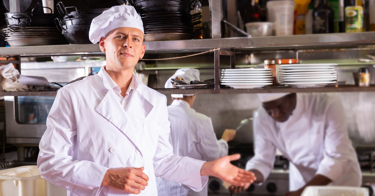 Low-quality, poorly maintained kitchen #uniforms won't do any good for your #restaurant. Our hospitality garments are designed for optimal comfort, function and fashion. Call today to get started! suplinen.com/services/resta…