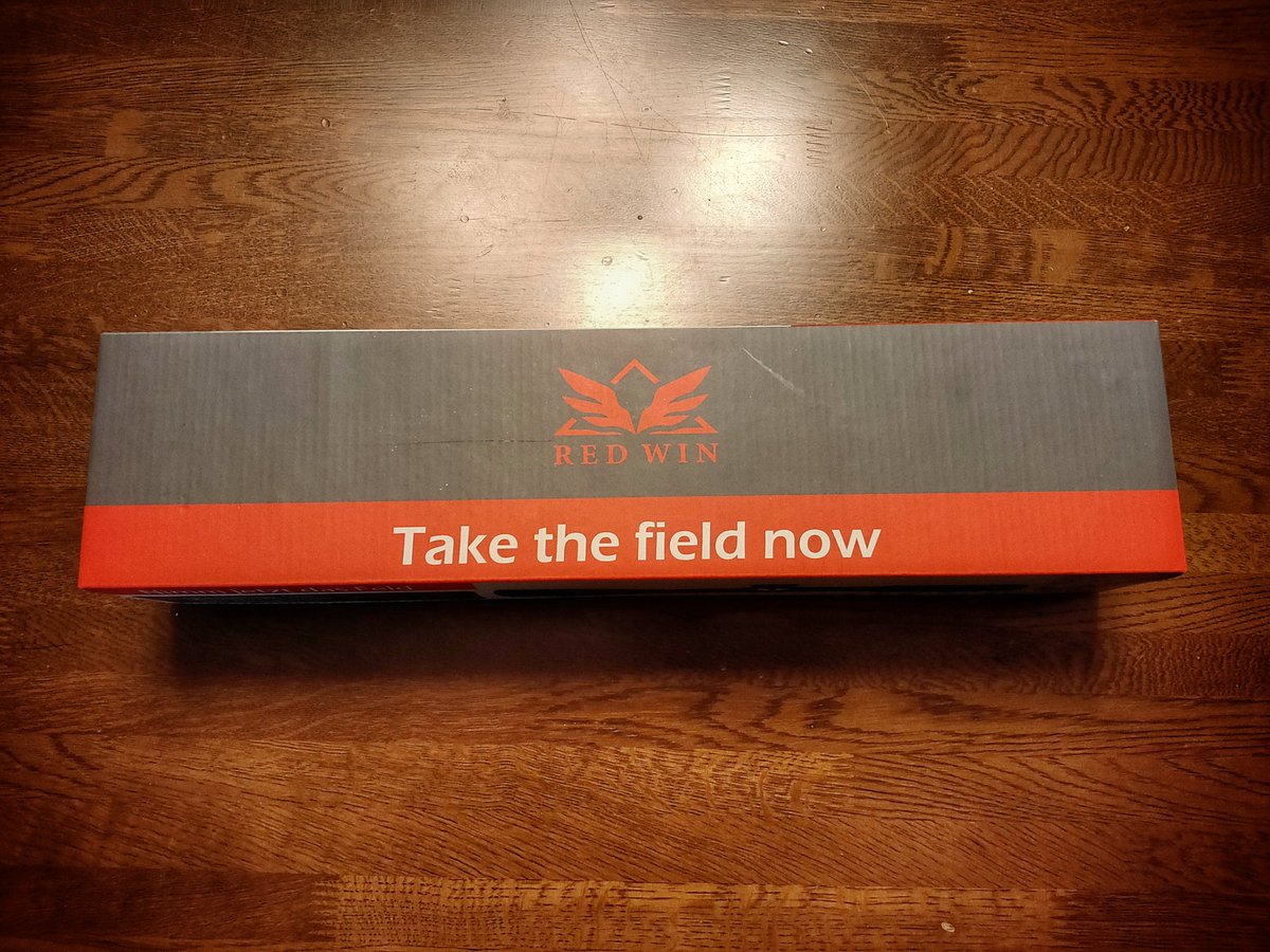 YGKS_'s tweet photo. #redwinoptics の4-16×44FFPが届きまんた。
思ったよりデカい箱が届いたので「オイィwww飛行機に載せるのに過剰包装しなくていいよwwwww」って思って開けたらふつうにスコープがデカかったです。
https://t.co/0NC5pDoNAn https://t.co/5VGRoZQZhl