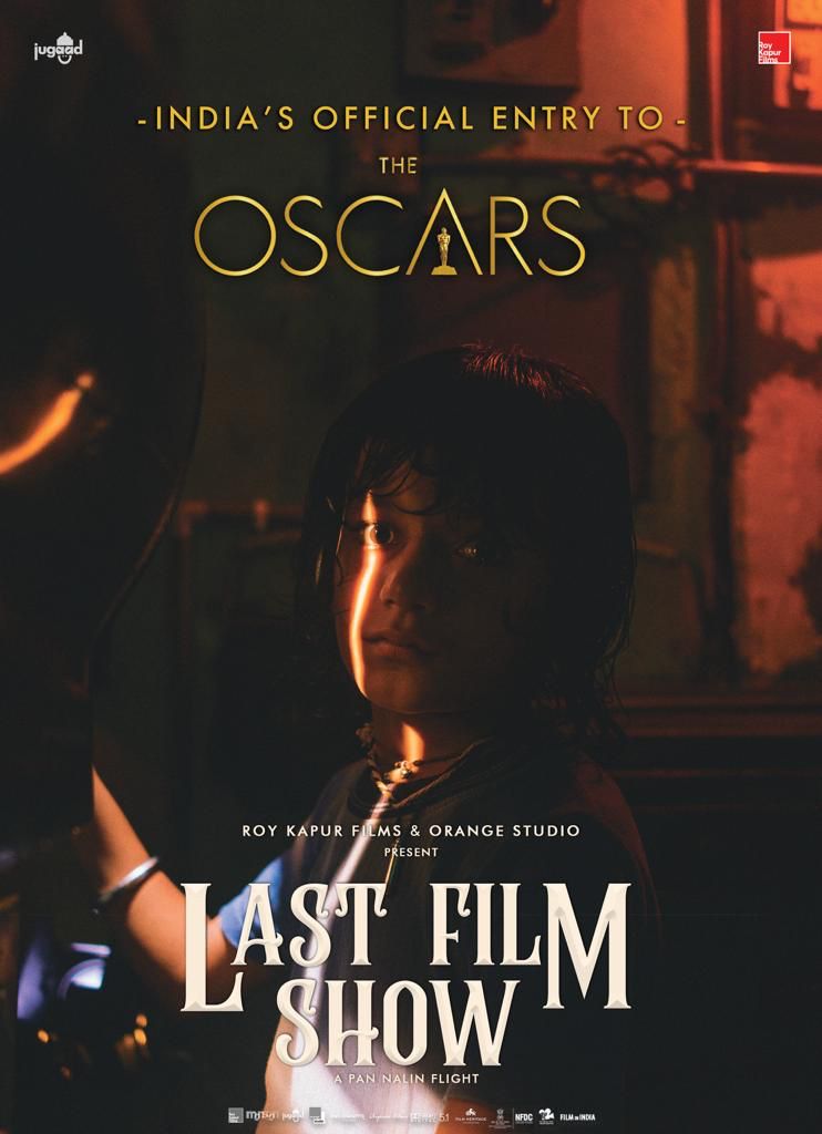 ⭐ Not #RRR
⭐ Not #TheKashmirFiles...
⭐ #LastFilmShow [#ChhelloShow] is #India's official entry to the #Oscars... OFFICIAL POSTER...