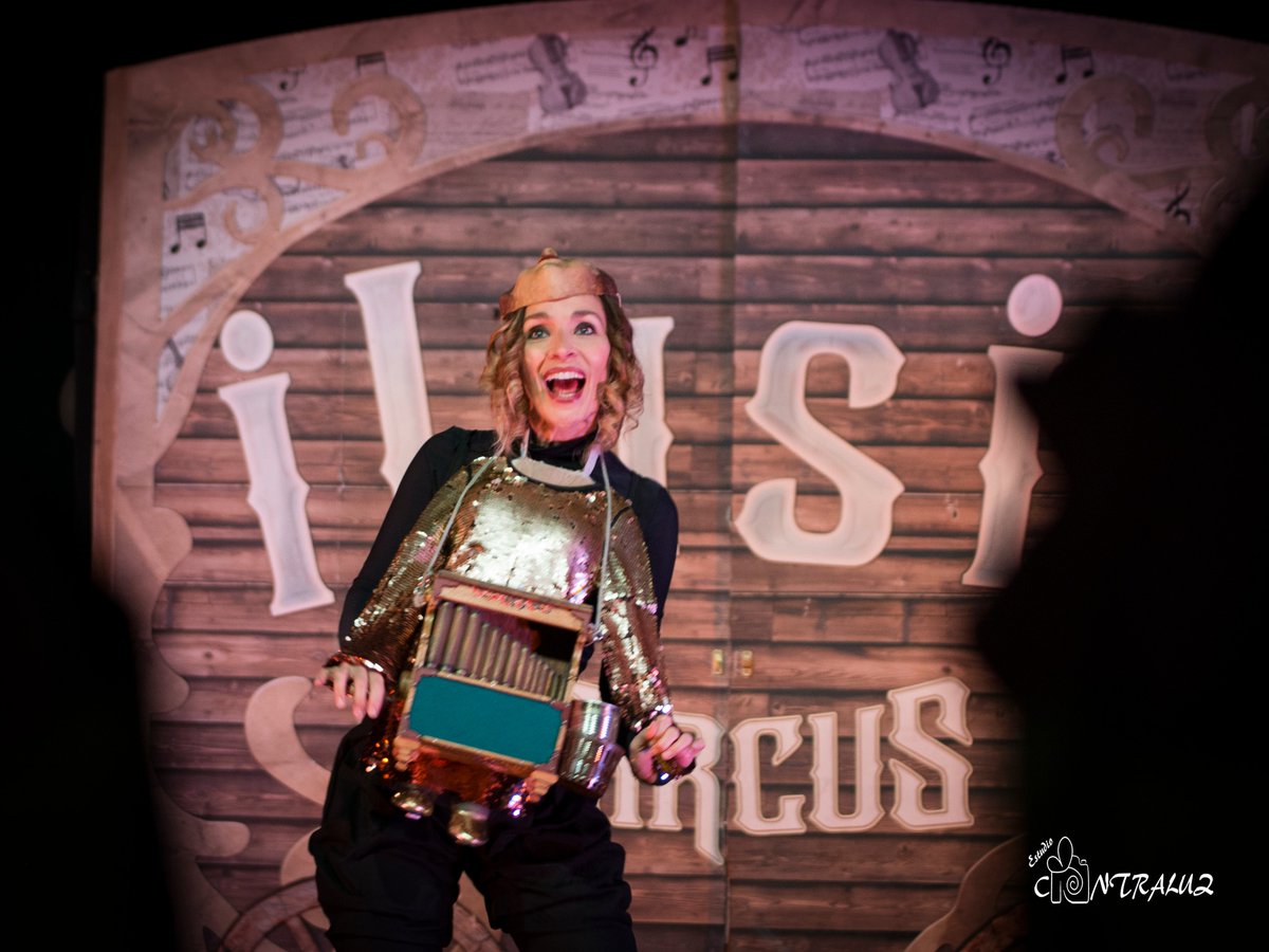 enganarparca's tweet photo. 👉Os dejamos una galería de imágenes de algunos momentos vividos durante la II edición de Engañar a la Parca.

📸Las fotos son de Estudio Contraluz.

#engañaralaparca #circo #teatro #espectaculo #Rus #fiestademozos https://t.co/4UNEvqAO1J