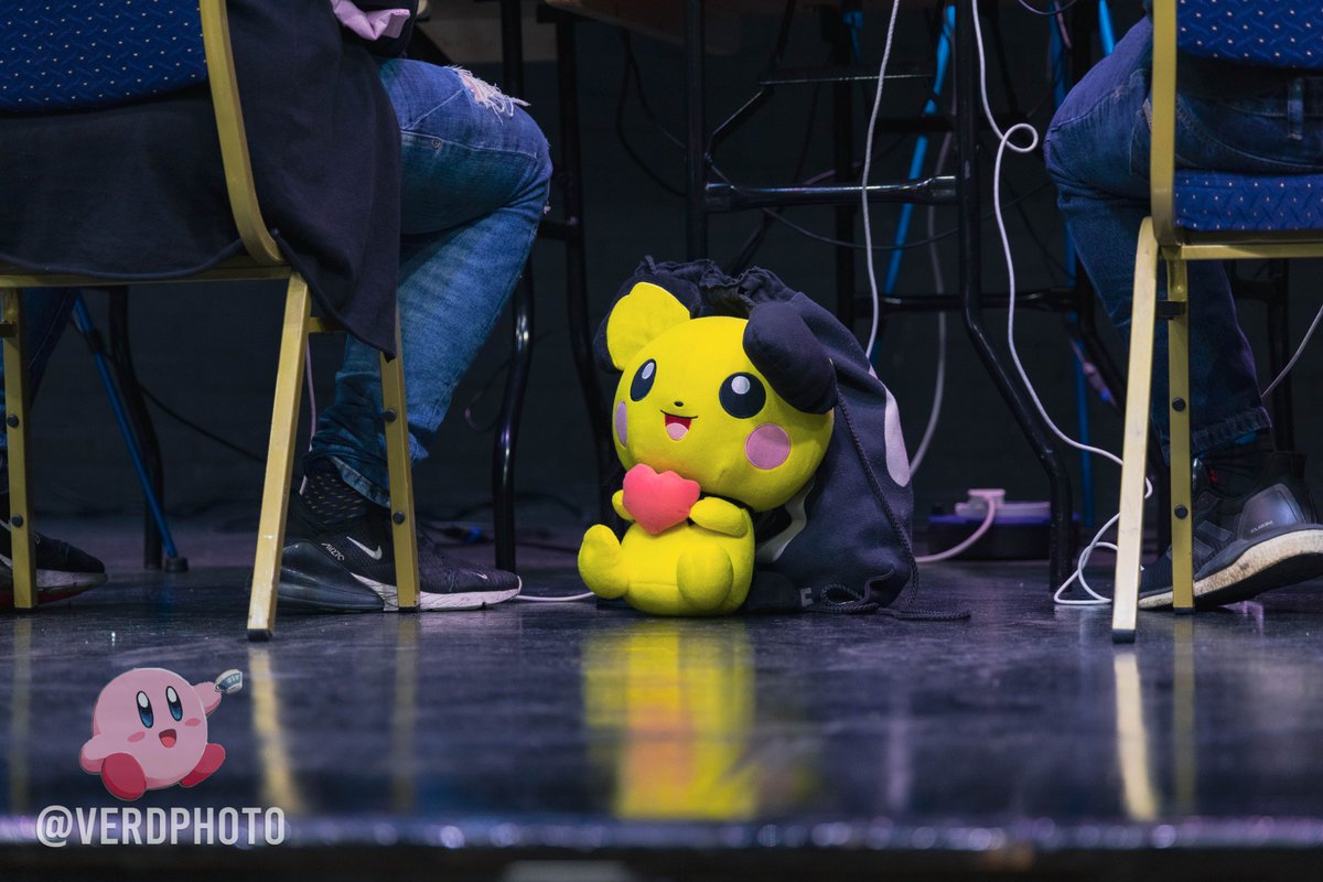 VerdPhoto's tweet image. Even the plushies were having a good time at Tea Party!

The full Tea Party 2 album goes live tonight at 7pm, or you can still get early access through KoFi!

Show your support: ko-fi.com/verdphoto