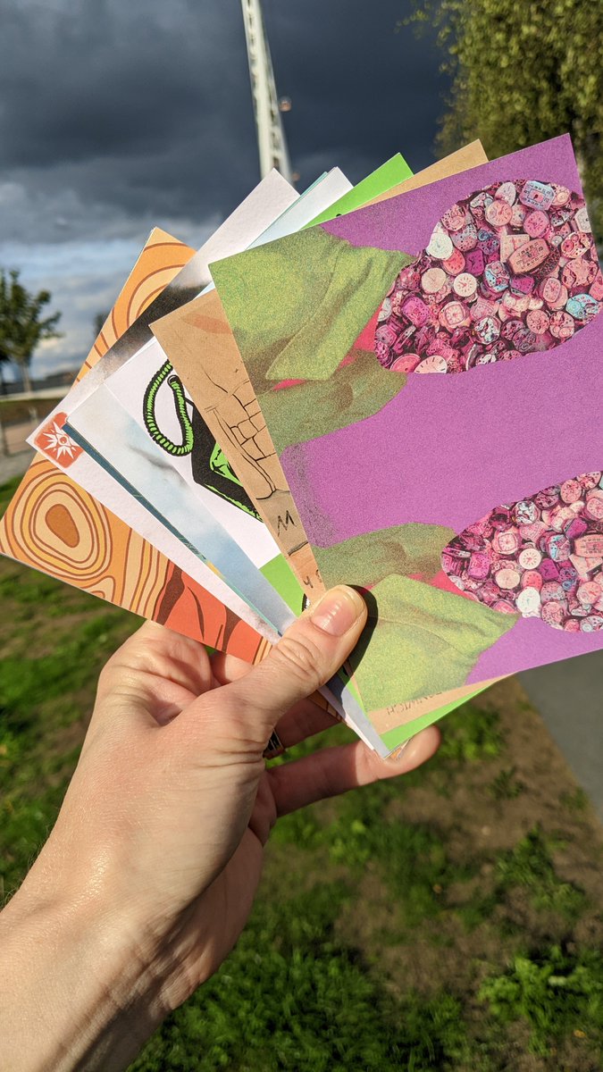 ZahraDavidson's tweet image. I was in Greenwich so I dropped by @channel_twelve #creativequests installation, found in/around @Design_District, part of @L_D_F 

Highly recommended if you're into TIME as a concept &amp;amp; you want creative inspiration whilst getting outside &amp;amp; appreciating the greatness of London