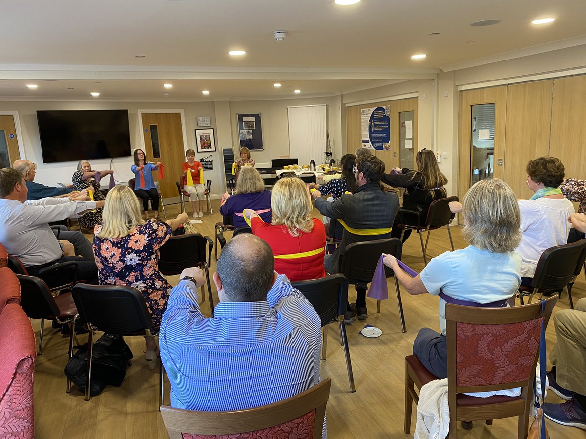 StephenERLim's tweet photo. Great to see the fantastic @Brendoncare volunteers from #ImPACtstudy leading resistance exercise training for older people. @arc_wessex @SamanthaJaneMe3 https://t.co/rJkG4SO7Vr https://t.co/S29h5r5AxY