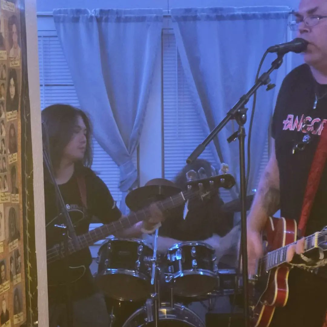 HardcoreOkieBoy's tweet photo. A few pics of Christophe & The Love Donations from Sat night at Brad's Going Away Party! ๐ธ: Kathleen Stratton https://t.co/QaGxUN096Q #HouseParty #LiveMusic #Punk #Country #Metal #DeanMarkley #BlueSteel #CoffinGear #PigHogCables #SonOfTheSaw #Horror #SupportYourLocalChristophe https://t.co/79h88FOgs3