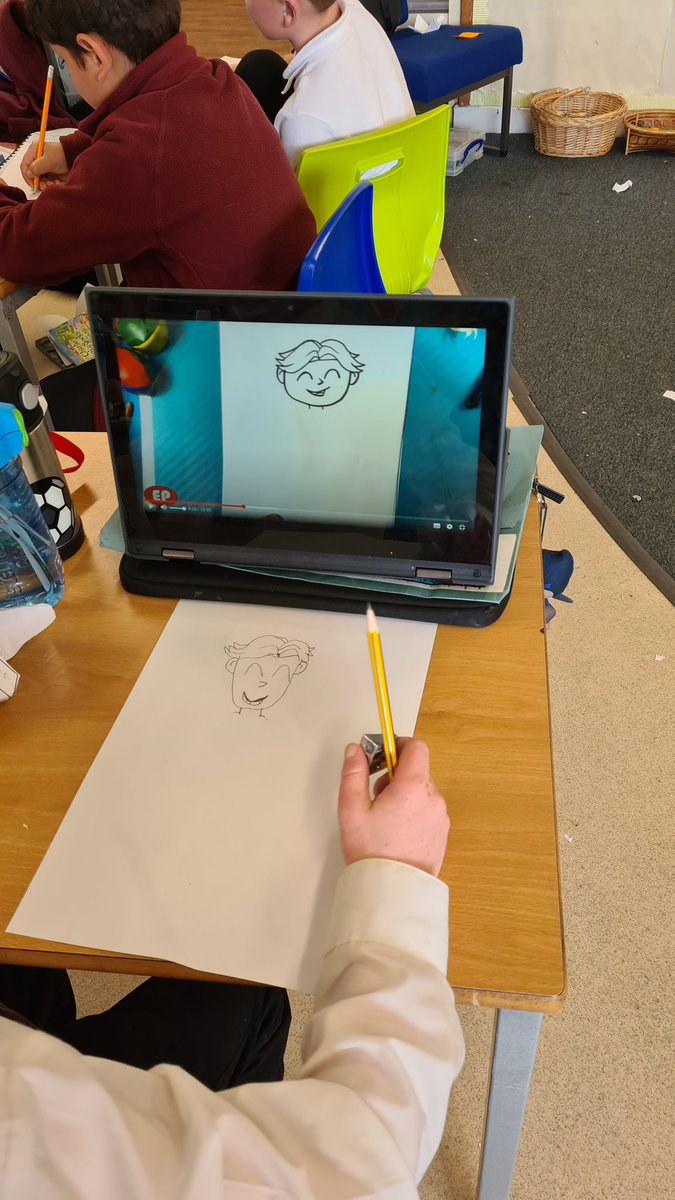 alix1914's tweet photo. P4 @stdavidsPS_ELC using step by step instructions to create image for newspaper articles based on our novel study. ICT in a variety of uses! https://t.co/PAsywjg0J4