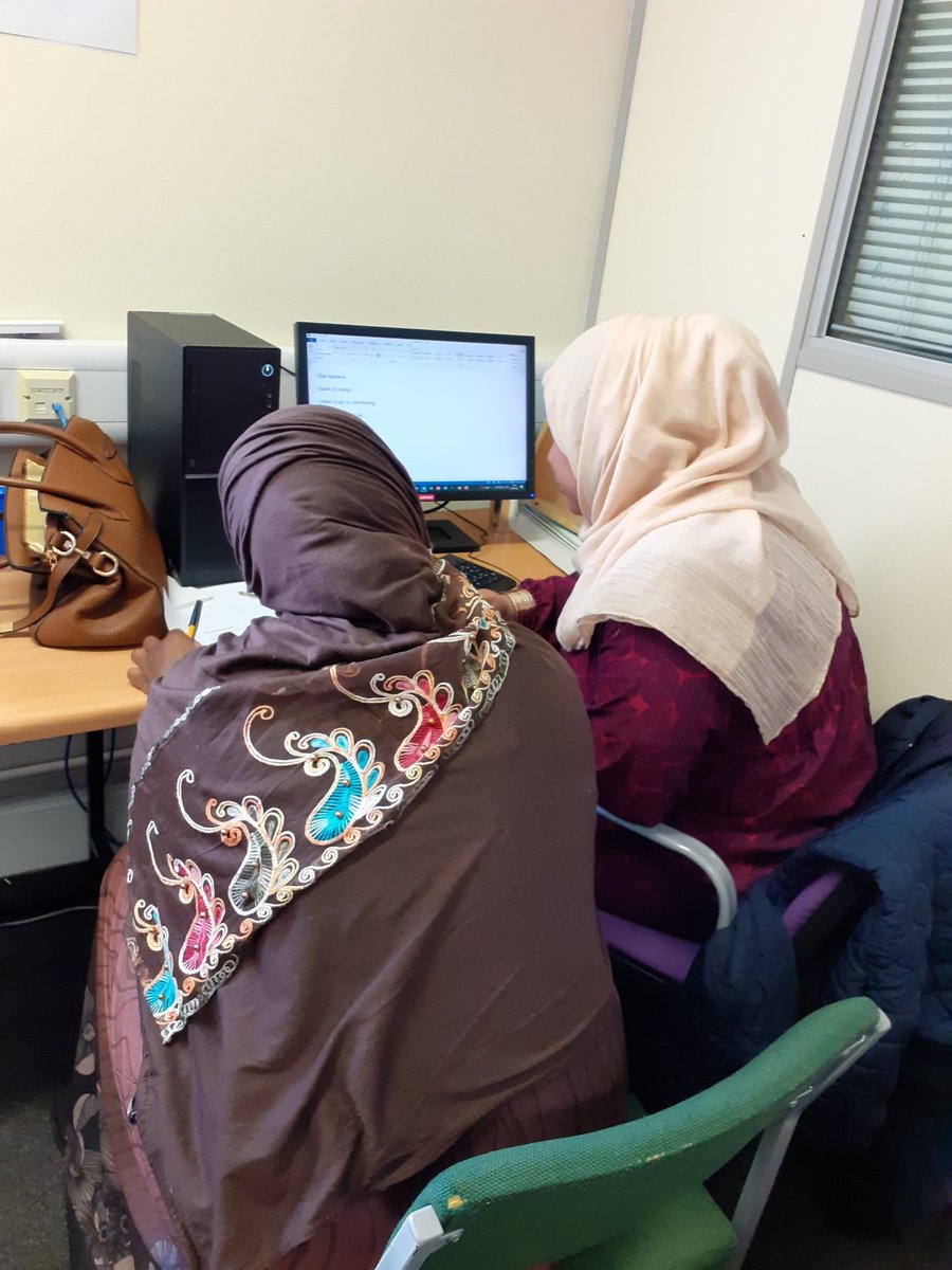 Greening Riverside (@grow4riverside) on Twitter photo Lamiaa teaches digital literacy at <a href="/SRCDC_Cardiff/">South Riverside Community Development Centre</a>. Key skills for overcoming barriers to participation in community Greening. <a href="/HeritageFundCYM/">Cronfa Treftadaeth y Loteri Genedlaethol</a> <a href="/WelshGovernment/">Welsh Government</a> Lamiaa teaches digital literacy at <a href="/SRCDC_Cardiff/">South Riverside Community Development Centre</a>. Key skills for overcoming barriers to participation in community Greening. <a href="/HeritageFundCYM/">Cronfa Treftadaeth y Loteri Genedlaethol</a> <a href="/WelshGovernment/">Welsh Government</a>