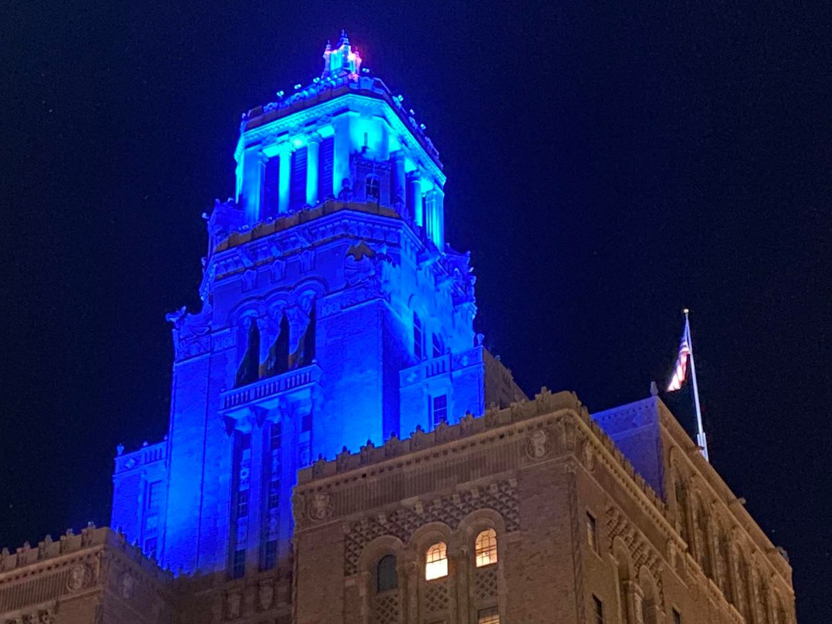 curemeso's tweet photo. On September 26, will you be near any of the locations in our post? If so, consider visiting these landmarks, taking a photo, posting it on social media, and sharing it with us! The full list of landmarks is on our website: https://t.co/4A9qWytAzs.
#LightTheWorldBlue #CureMeso https://t.co/3xHm36rZjJ