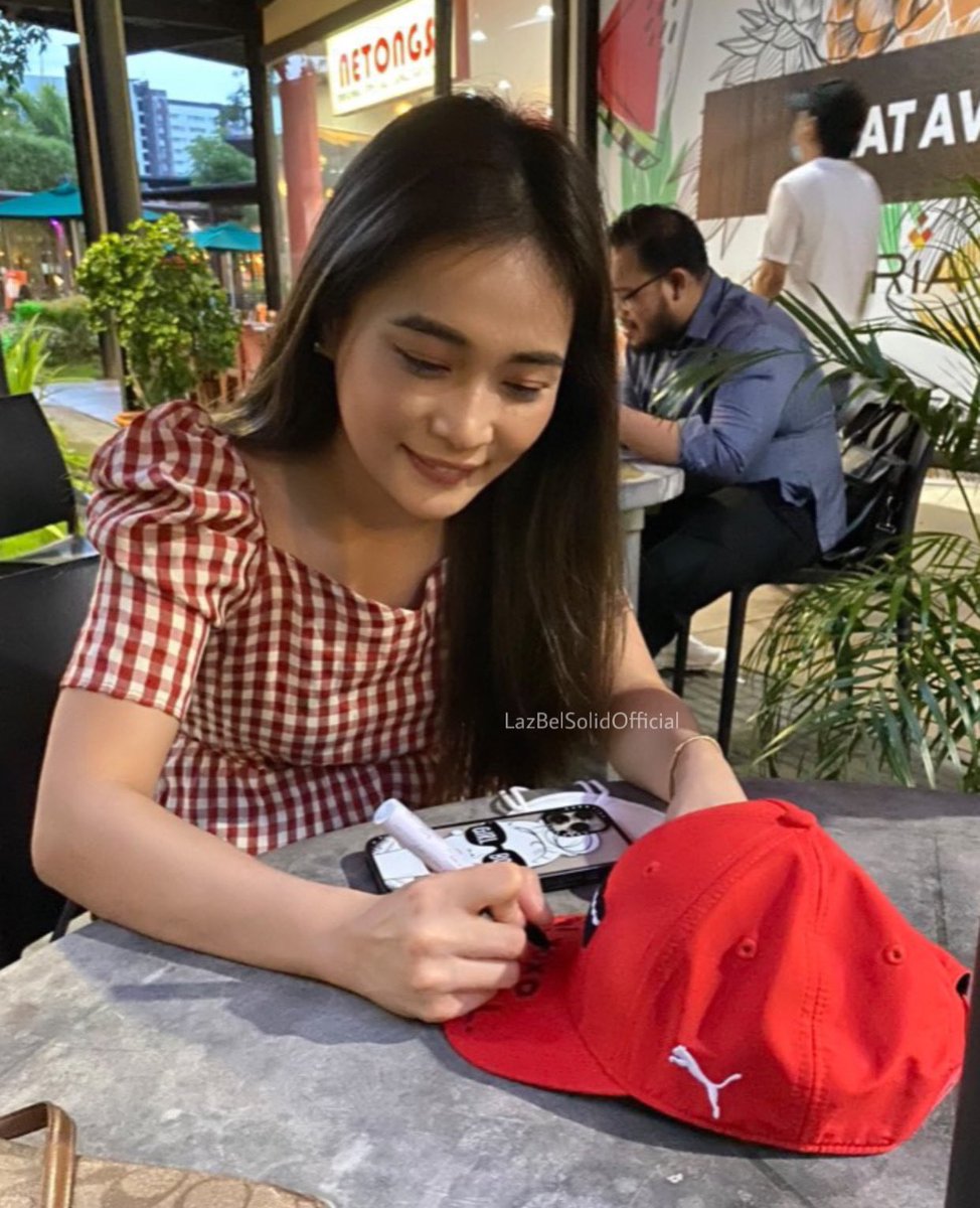 Ang ganda! 

Our <a href="/isabellaohoo/">Isabel Laohoo</a> being fresh, as always! 🧡✨

Enjoy and take care on your short vacay there, miss ma’am. 
_
#LazBel #IsabelLaohoo | Isabel Laohoo