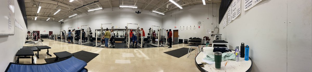 MaroonGiantPE's tweet photo. 2nd hr Healthy Lifestyles puttin’ in that work! https://t.co/hdEkks6iEZ