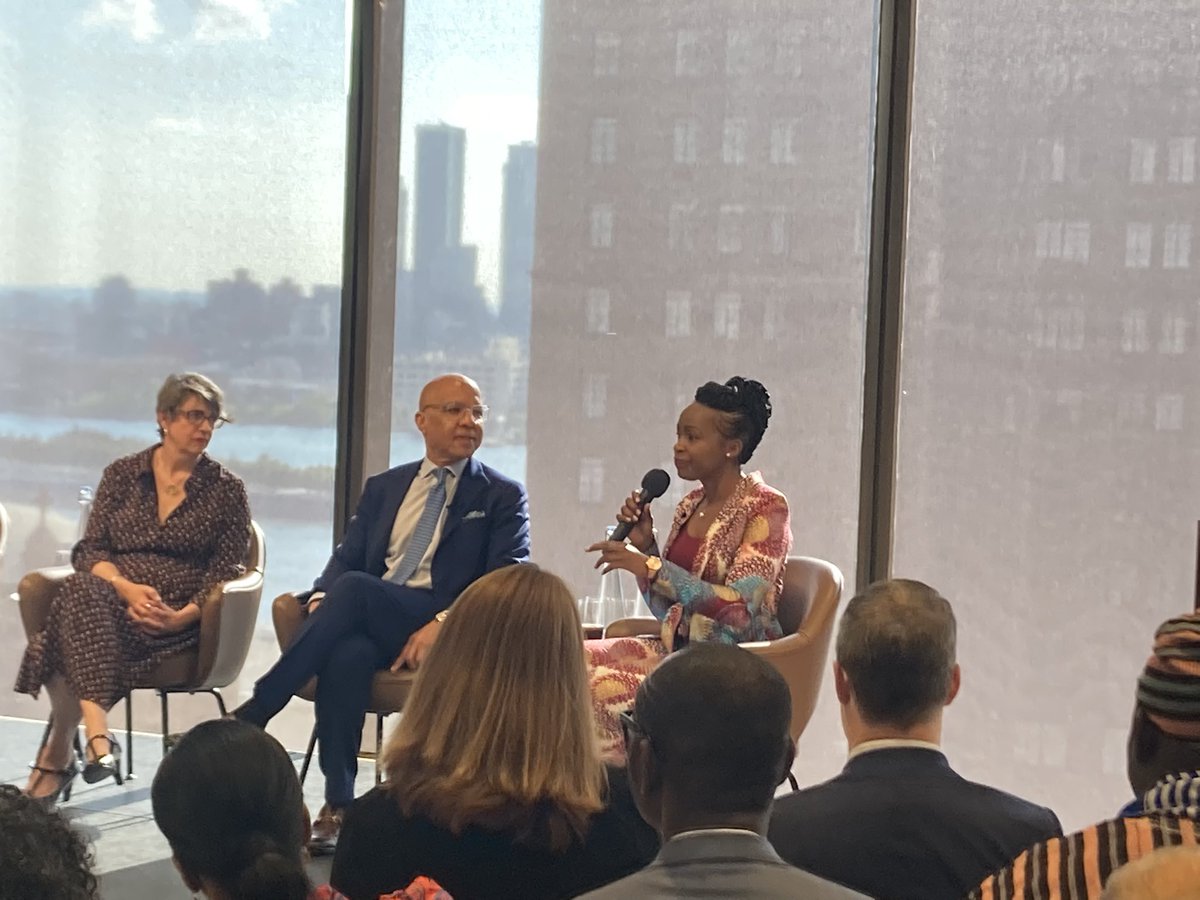 TeachForAll's tweet photo. “When I asked why was something the way it was…the answer was always #leadership. The quality of the life people live is proportionate to the quality of the leaders they have” @WakoliCaren, Founder and Executive Director of Emerging Leaders Foundation #PeopleFirstDev https://t.co/GKzzLhxkDX