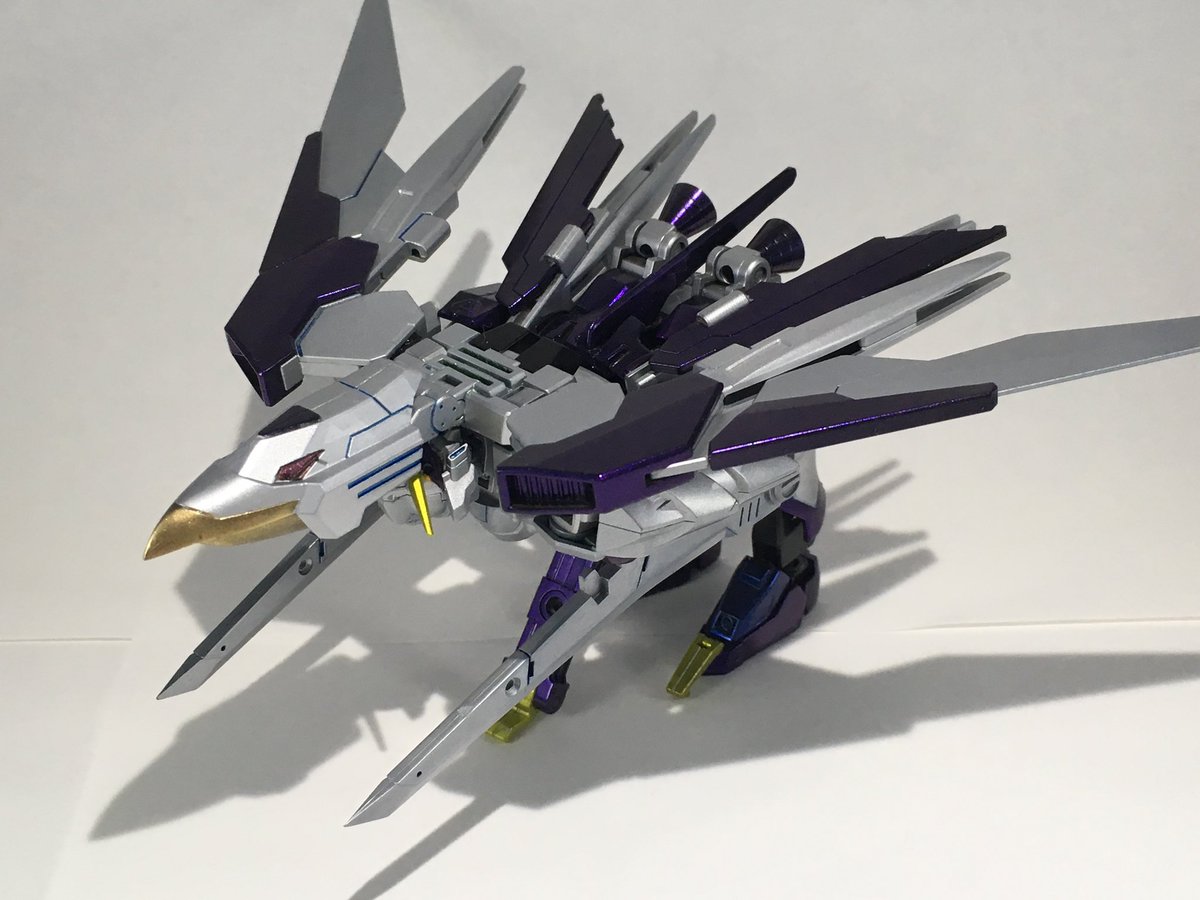 toka0410's tweet photo. 羽付きの子と特撮系の可変機が好きだからこの子らで制空権を支配したいな #ビルドダイバーズで戦わせたい自分のガンプラを貼る https://t.co/tEgKQgF2ru