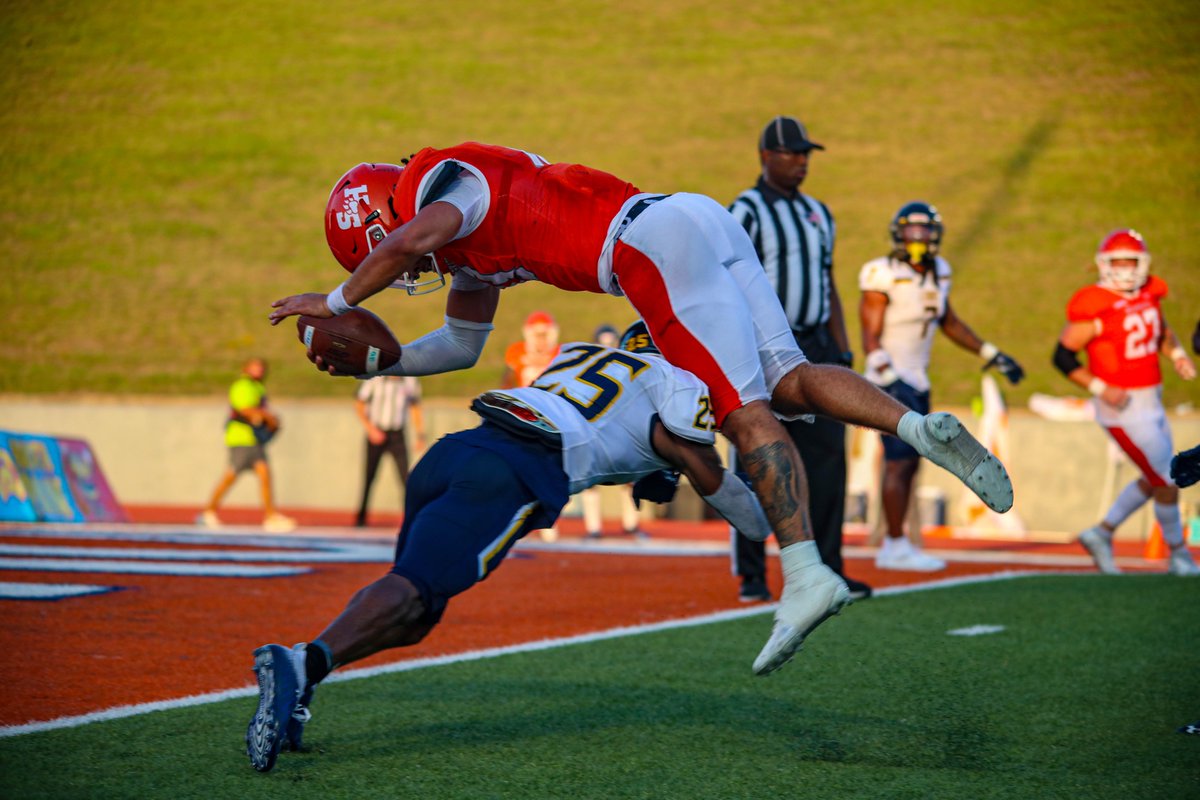 NCAA FCS Football tweet media