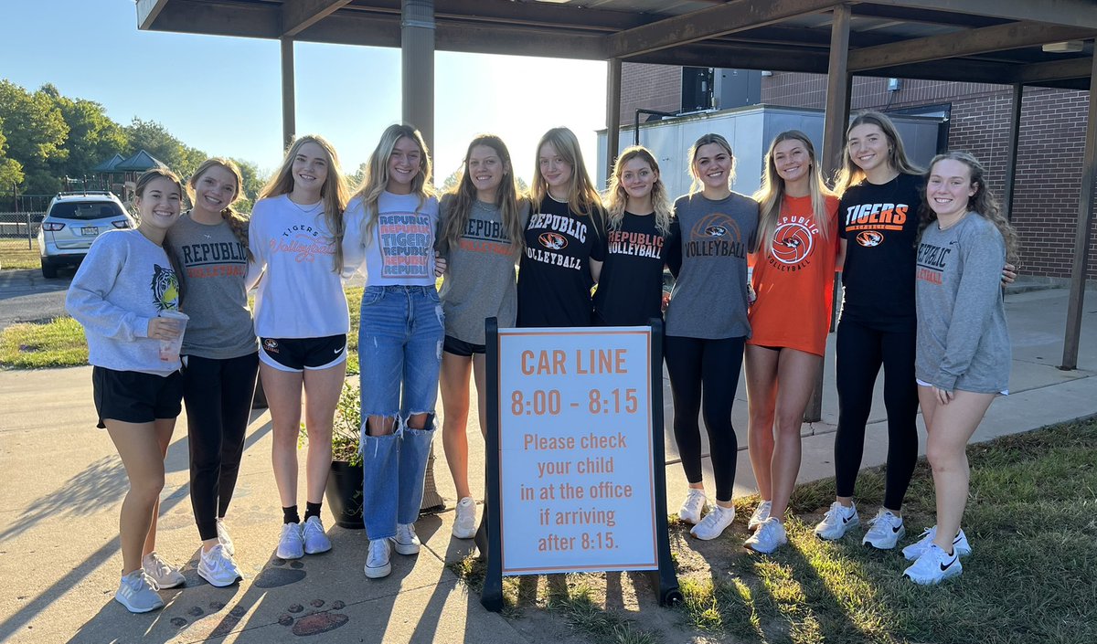RHS VOLLEYBALL tweet media