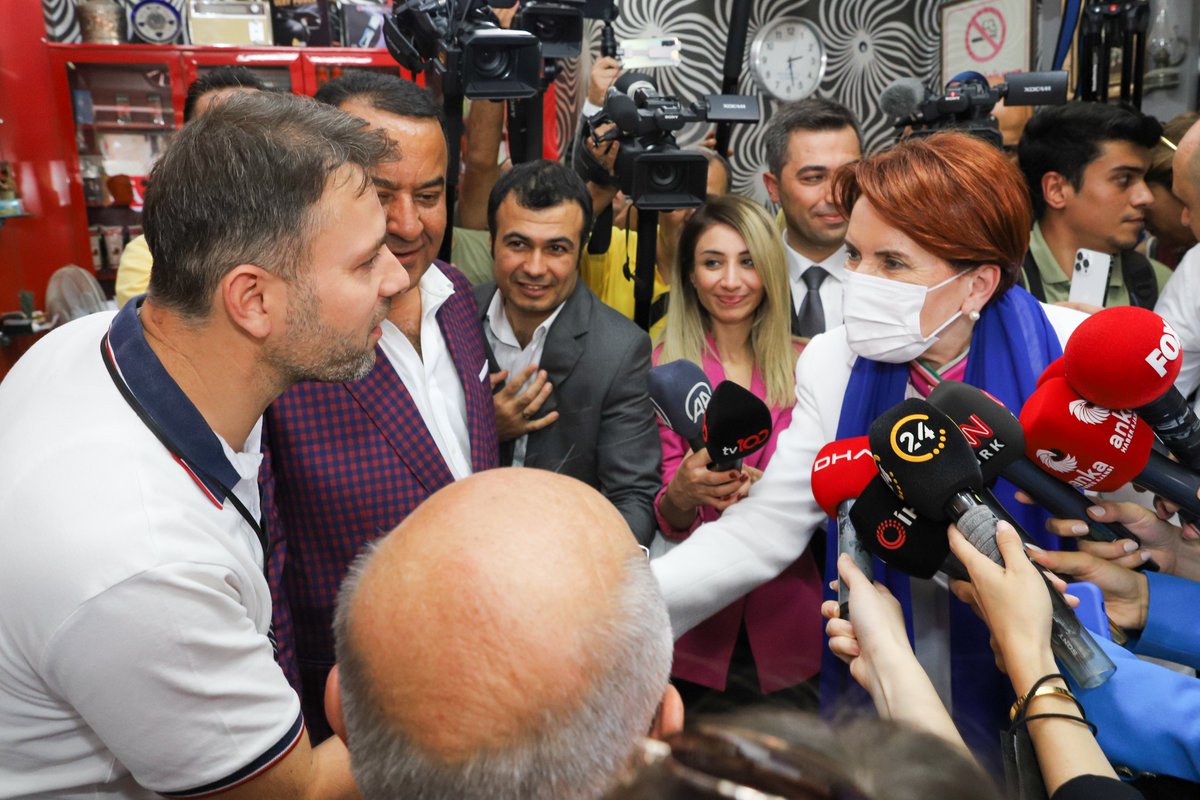 Memleketimizin her yerinde olduğu gibi Pursaklar'daki vatandaşlarımız da;

Uçuk faturaların, 3 katına çıkan kiraların, her gün yeni bir zammın ve hayat pahalılığının altında eziliyor.

İktidar ve kadroları bildiğini okumaya devam ettikçe olan milletimize oluyor...

#AzKaldı
