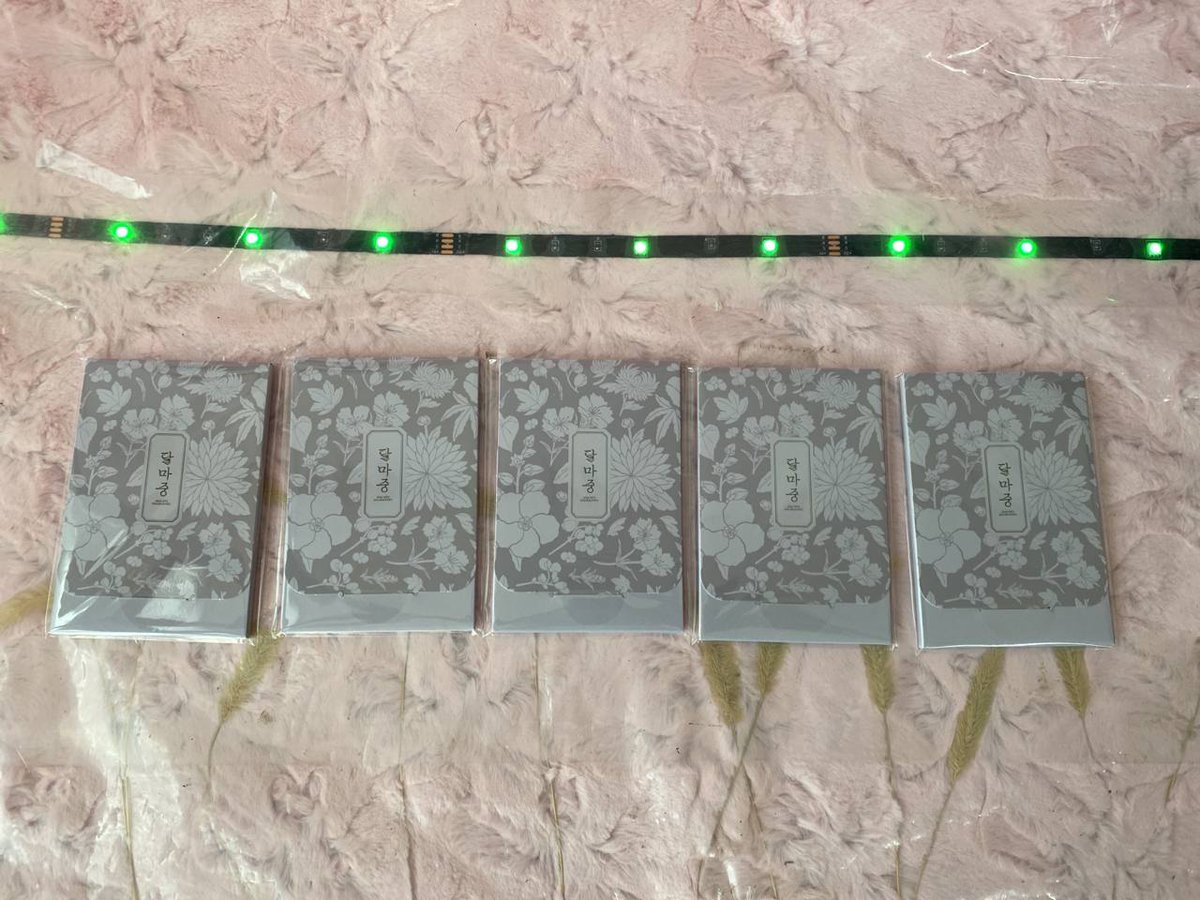KiYoongMin's tweet photo. #KYMUpdates Most Dalmajung items arrived at my KR address and the remaining memo 21. Waiting for the other kr lending items &amp; nxt week, Tuesday, Box 13 will be closed. ETA will be 3-5 weeks

Thank you for your patience and for trusting me! DM me if you have concerns 💜 Stay safe! https://t.co/lGqh7jApNk