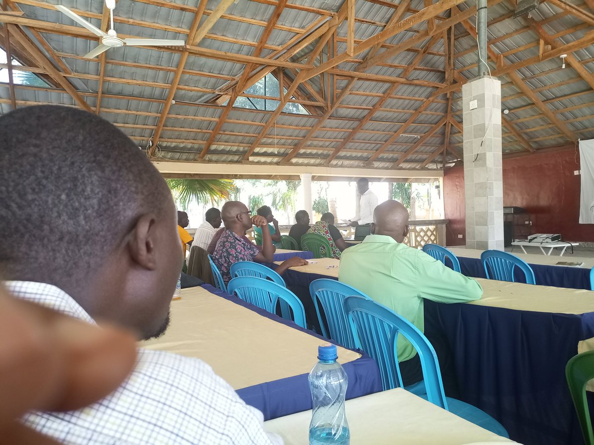 TheAbakuntaCBO's tweet photo. The Public Health Emergency Operation Centre together with its stakeholders seek to upscale its utilization in supporting service provision within Mbita/Suba North Sub-County. 
@HomabayCounty
@LakeVictoria
@EmergencyResponse
@TheAbakuntaCBO
@EKFM883
@craigconnects 
@craignewmark https://t.co/uzzcIc5AtN
