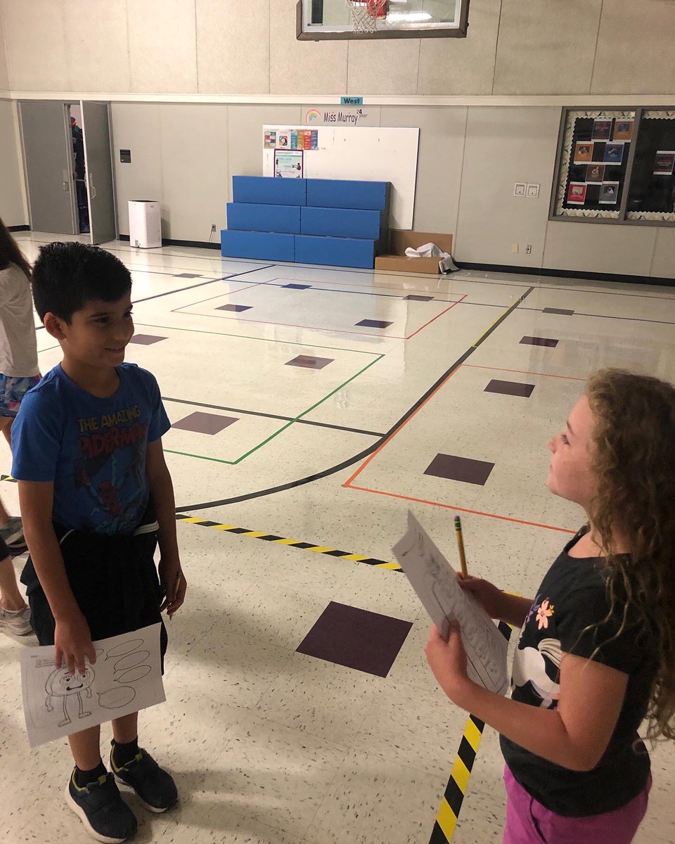 hvefletcher's tweet photo. Love saying "hello" with Ms. Murray for our 2nd step every week!!!#lifeisgoodathve #1lisd https://t.co/FTHkUGWsk4