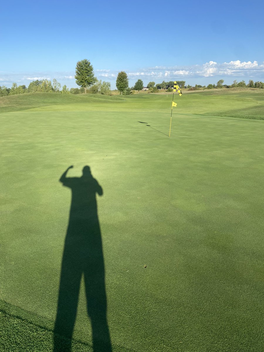 mtbGolf's tweet photo. Submitted the twelfth green for GOY Midwest region. A dominant performance over our other 19. Way to go green 12!!! Open, highest point of GC. Good drainage. Tough hole. https://t.co/4ppTwMZ75I
