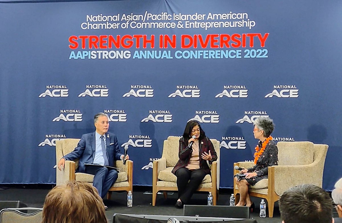 Mandarin_Voice's tweet photo. @RepJayapal and @RepMarkTakanorecalling their personal and family stories at #AAPIStrong conference moderated by @sjindavis. @NationalACE
#AAPIStrong
#NationalACE
#SmallBusinesses https://t.co/BSZarSUIGX