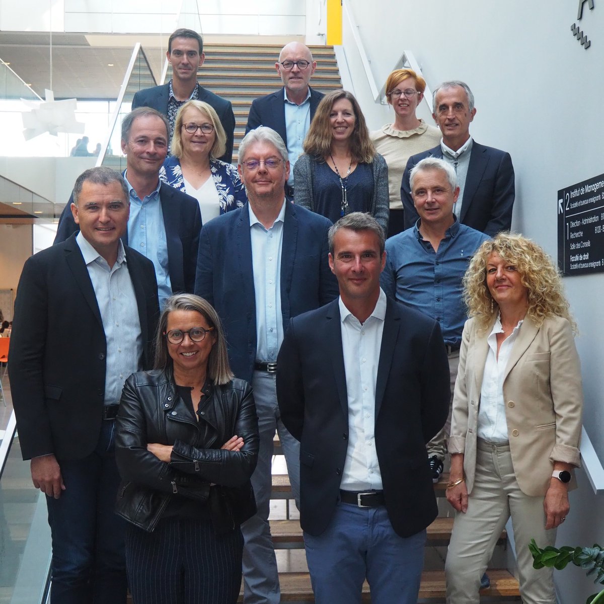 🙏 à nos nvx membres fondateurs <a href="/CreditAgricole/">Crédit Agricole</a> Morbihan @MbaMutuelle Société Bretonne de Volaille <a href="/GMVagglo/">GMVagglomeration</a> <a href="/LorientAgglo/">Lorient Agglo</a>. Construire ensemble des actions porteuses #innovation #ancrage territoriale #formation #vie des campus Infos : www-fondation.univ-ubs.fr/fr/index.html
