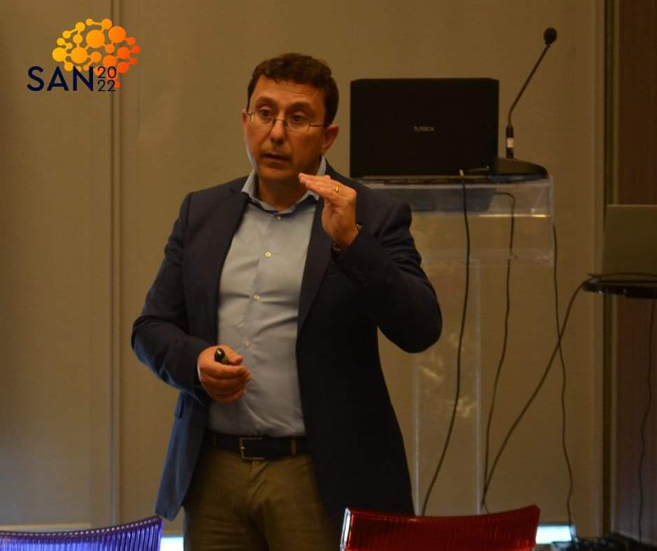 _SAN2022's tweet image. Prof. Dr. Dario Farina gave an enlighting speech at the #SAN2022 #Conference about &quot;#NeuralControl of Movement: A Motor #Neuron Centric View&quot;.

#SAN2022 #neuroscience #DAY2