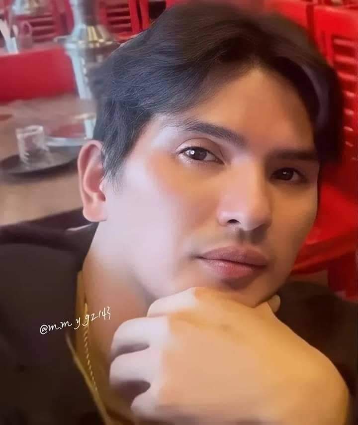 If you're giving your all to someone, and it's not enough, you're giving it to the wrong person.

TiktoclockWithMYGZMOLINO

#MygzMolino_LiveGuestonGMA
#MYGZ_BunsoNgMasa
#MYGZMOLINO
 <a href="/MygzMolino/">Mygz Molino</a>