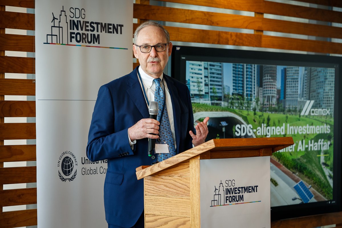 globalcompact's tweet photo. How can corporate investments best contribute to the #GlobalGoals❓

We discuss with Maher Al-Haffar, CFO of @CEMEX, at the SDG Investment Forum in #NYC. #UnitingBusiness https://t.co/YQgCYWXQ1C