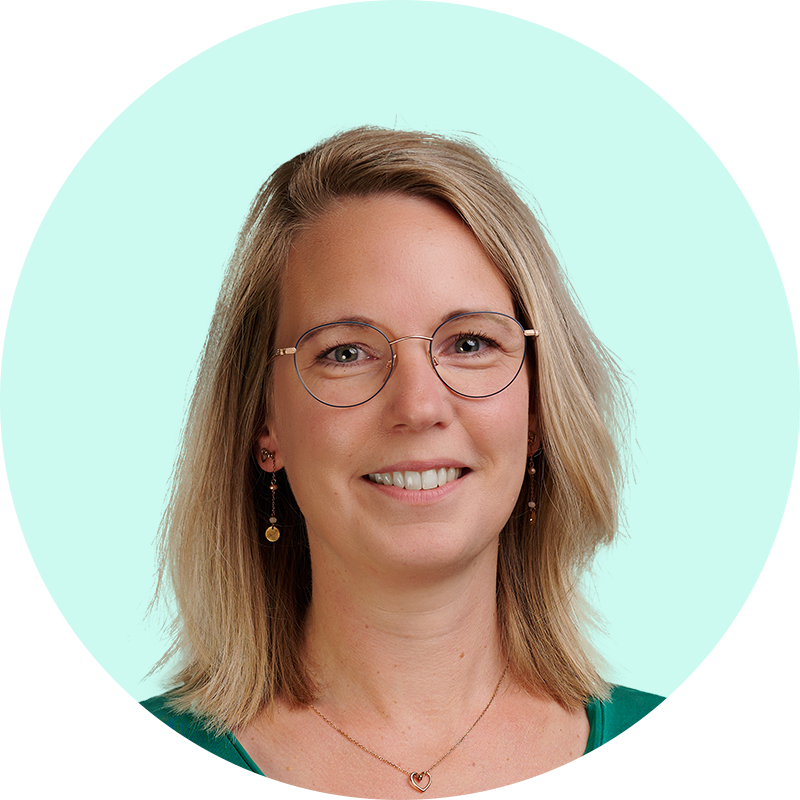 Fairlingo's tweet photo. Yay! De nieuwe foto’s van onze Community Managers zijn binnen. Dit keer is er voor een bewerkbare achtergrond gekozen. Welke kleur vind jij leuker, groen of grijs? 

Maak kennis met ons team via https://t.co/cuZ2tSNdzm

#vertaalbureau #overons https://t.co/QbxDDvt3Bc
