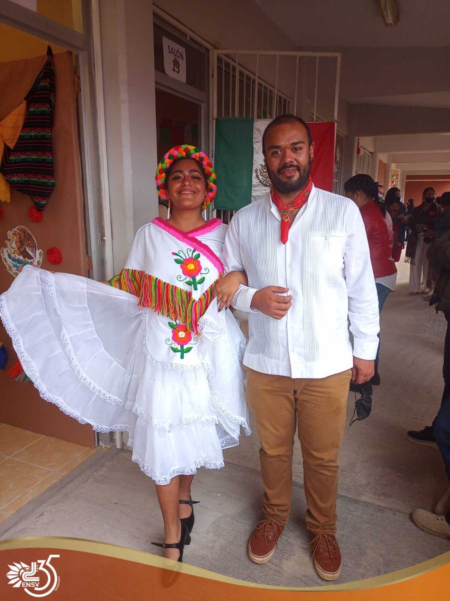 normal_ensv's tweet photo. La ENSV "Dr. Manuel Suárez Trujillo", organizó festejo, como parte de las conmemoraciones que se llevan a cabo en nuestro país, por el Mes Patrio. Información completa: https://t.co/zJ27bP5Ska
#ENSV
#35añosensv
#orgulloensv
#todossomossuareztrujillo
#NormalistasDeVeracruz https://t.co/ESXraNGi8B