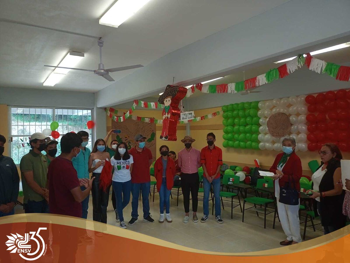 normal_ensv's tweet photo. La ENSV "Dr. Manuel Suárez Trujillo", organizó festejo, como parte de las conmemoraciones que se llevan a cabo en nuestro país, por el Mes Patrio. Información completa: https://t.co/zJ27bP5Ska
#ENSV
#35añosensv
#orgulloensv
#todossomossuareztrujillo
#NormalistasDeVeracruz https://t.co/ESXraNGi8B