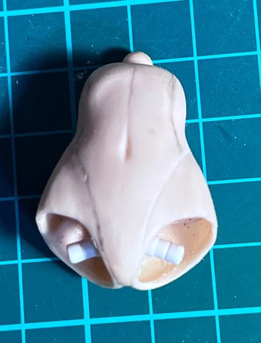 毎回フレズのお腹をハイレグにしてる気がする… 