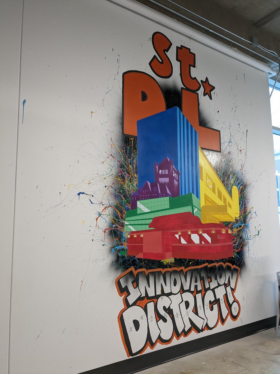 fullstackstp's tweet image. Lots of buzz this morning @2043vision! Startups are finding Minnesota resources to help their ideas come to life! #tcsw2022 

Also this #SaintPaul mural 🔥👀