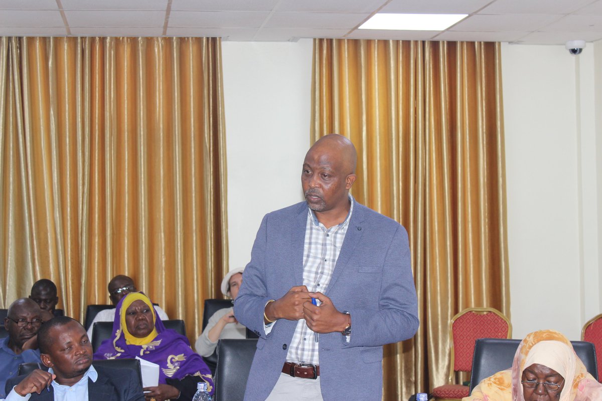 HelpAgeTanzania's tweet photo. Launch of a two-year project for creating conditions for healthy ageing, prompting inclusive formal and informal systems in Zanzibar officially done today in Zanzibar by the Deputy Director of preventive service for Zanzibar @HelpAgeGermany @HelpAge @WHO_Tanzania @ikuluzanzibar https://t.co/4W1LOE0xL8